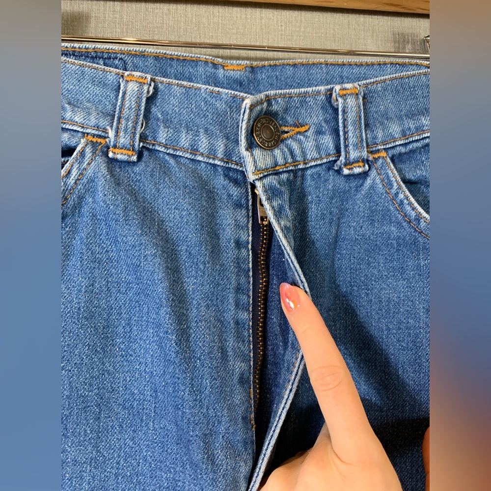 Vintage Levi’s Black Tab High Waisted Mom Jeans - Picture 4 of 9